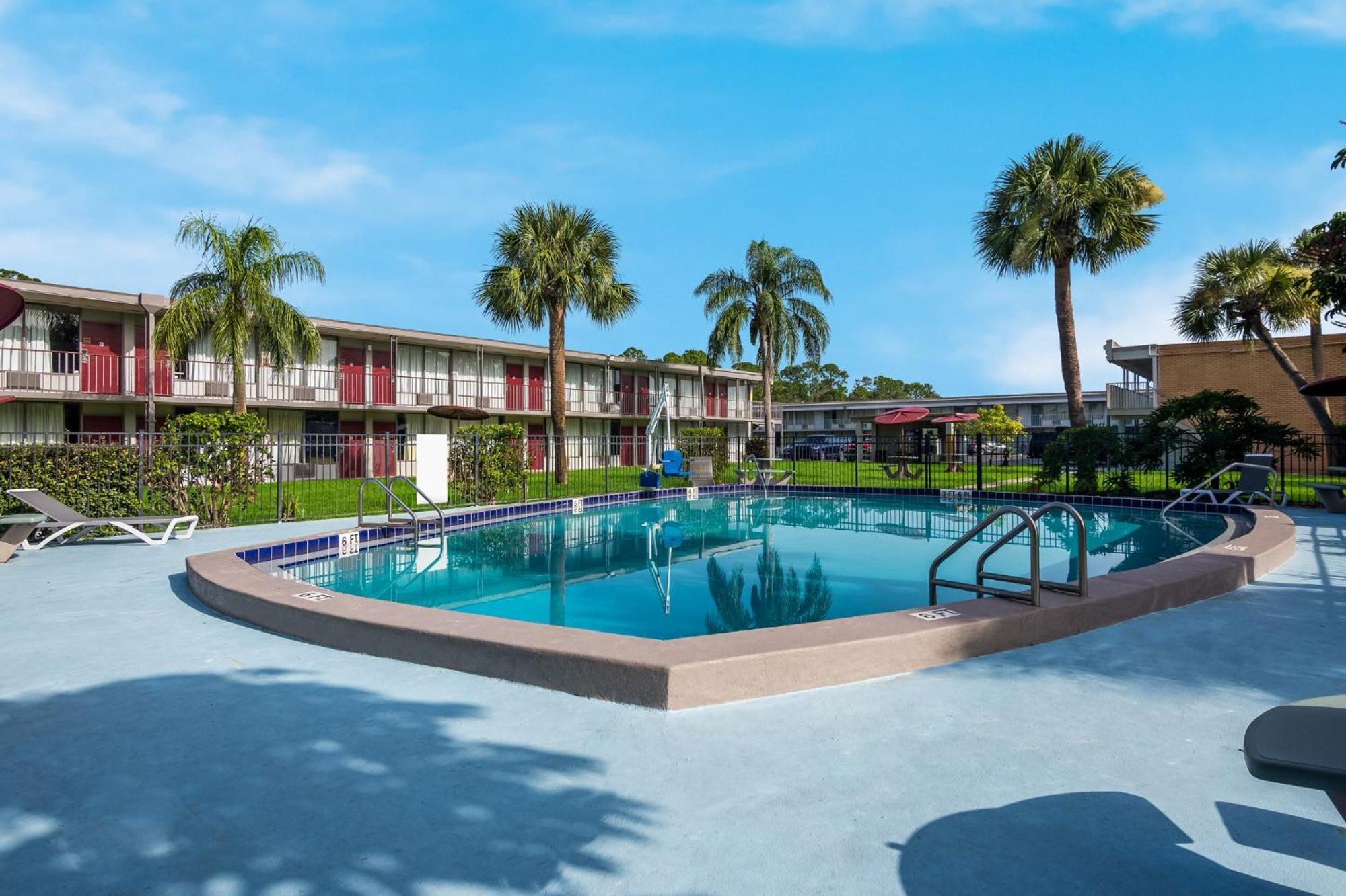 Red Roof Inn Vero Beach - I-95 Luaran gambar
