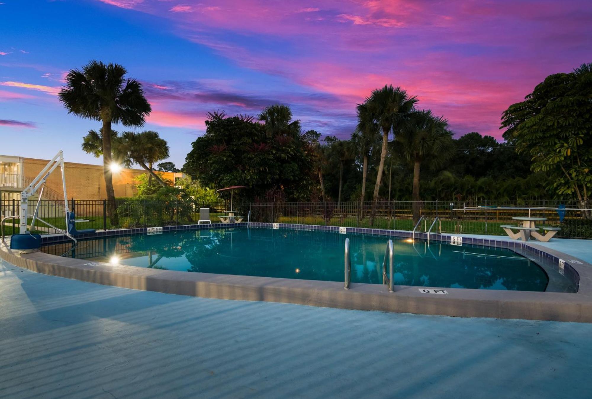 Red Roof Inn Vero Beach - I-95 Luaran gambar